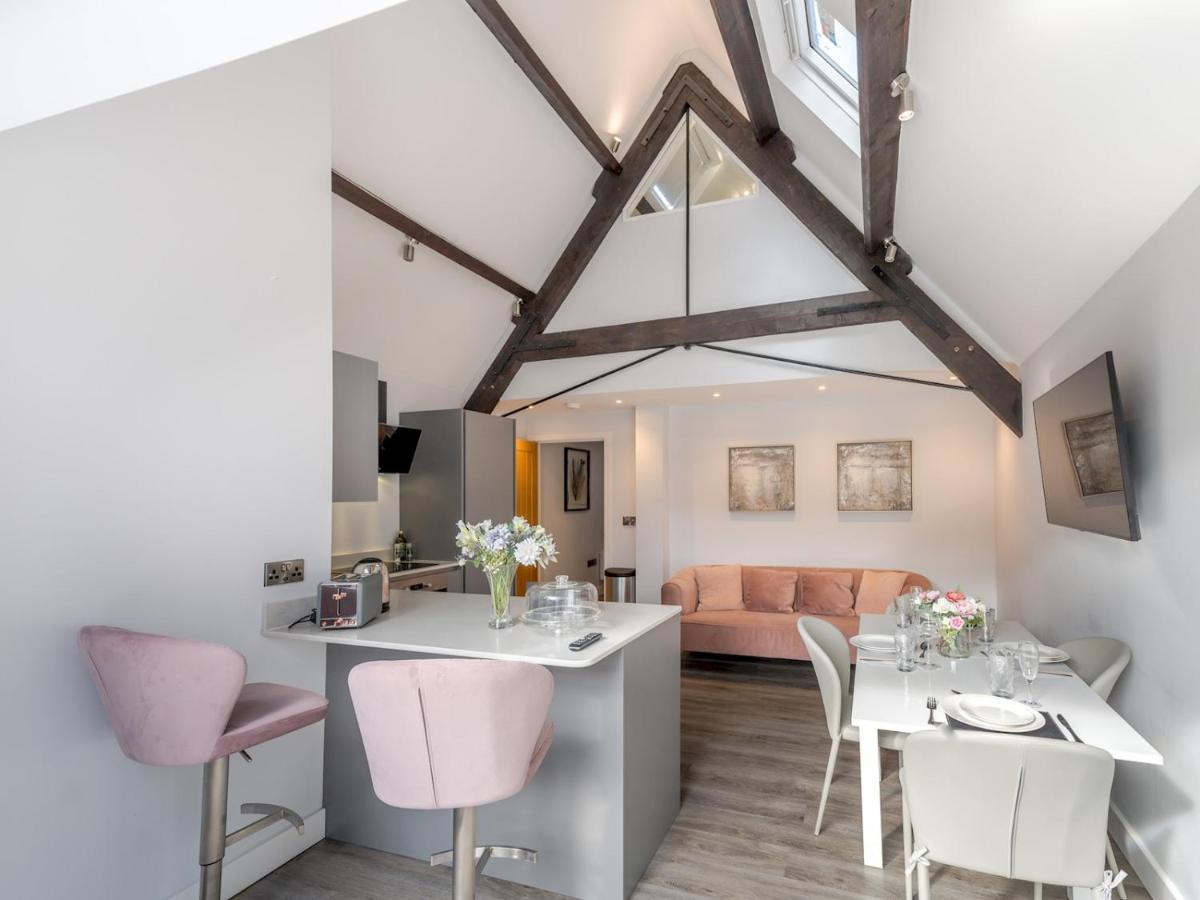 Pass The Keys Dahlia Contemporary Town Centre Apartment Shrewsbury Ngoại thất bức ảnh