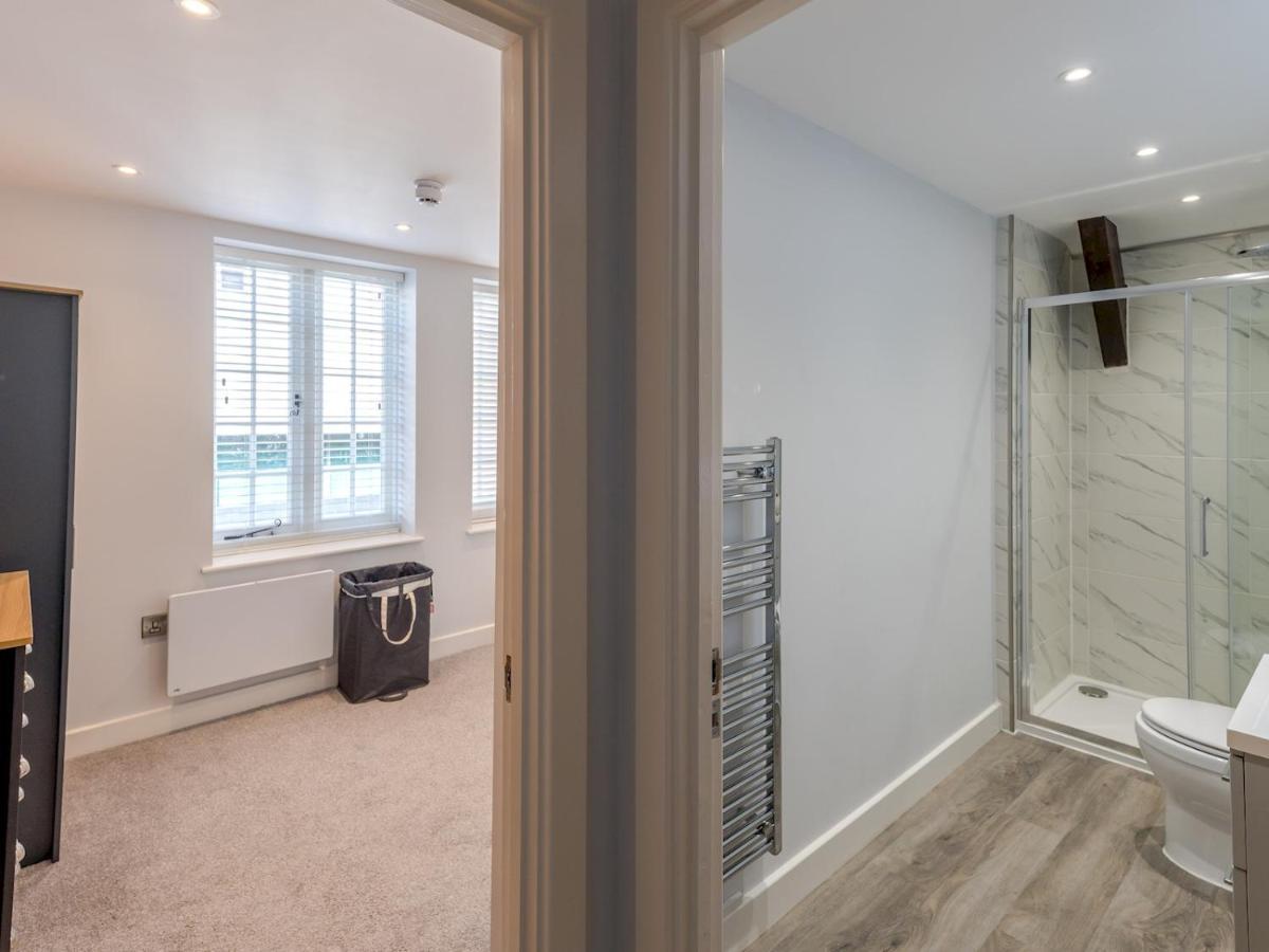 Pass The Keys Dahlia Contemporary Town Centre Apartment Shrewsbury Ngoại thất bức ảnh