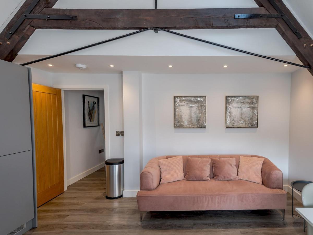 Pass The Keys Dahlia Contemporary Town Centre Apartment Shrewsbury Ngoại thất bức ảnh