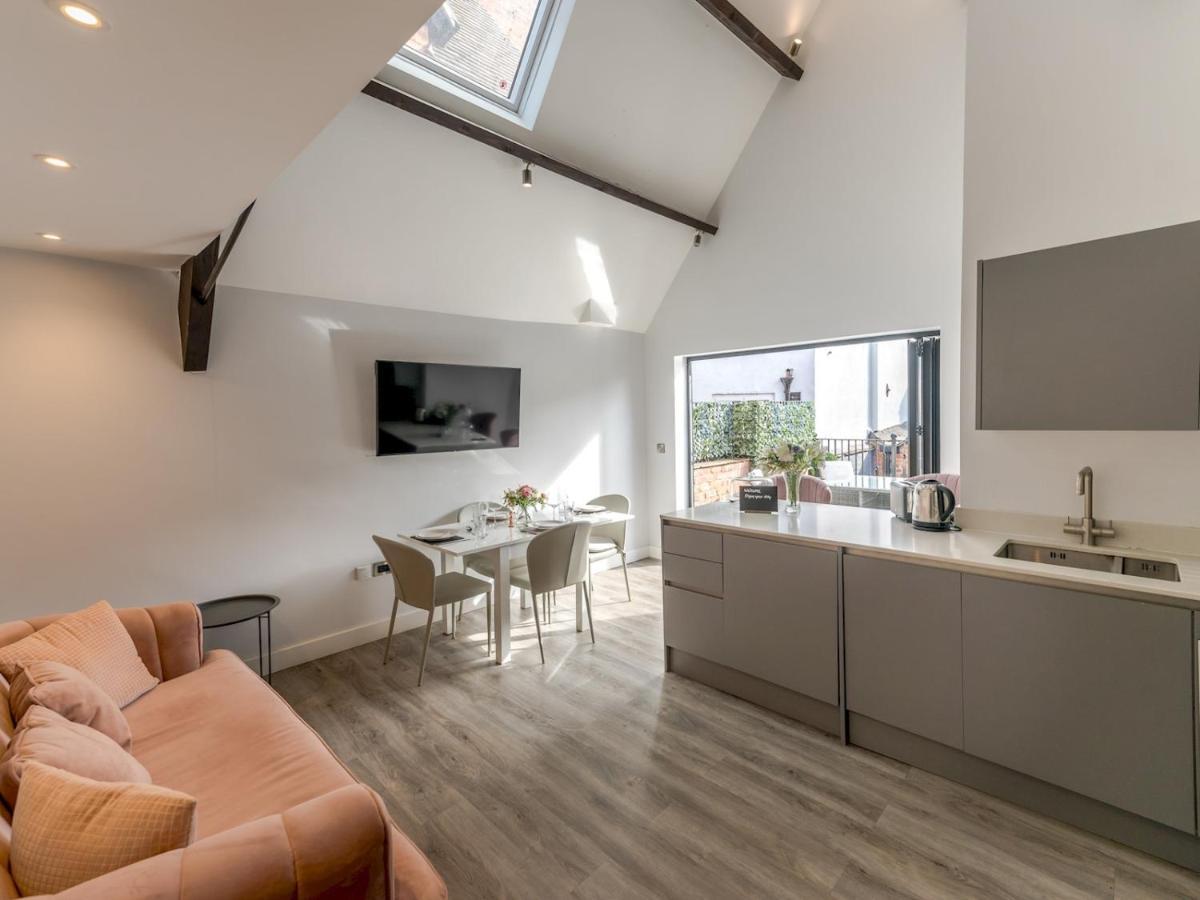 Pass The Keys Dahlia Contemporary Town Centre Apartment Shrewsbury Ngoại thất bức ảnh